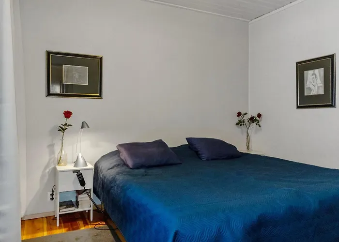 Mokko-moekki By Interhome * Kierinki